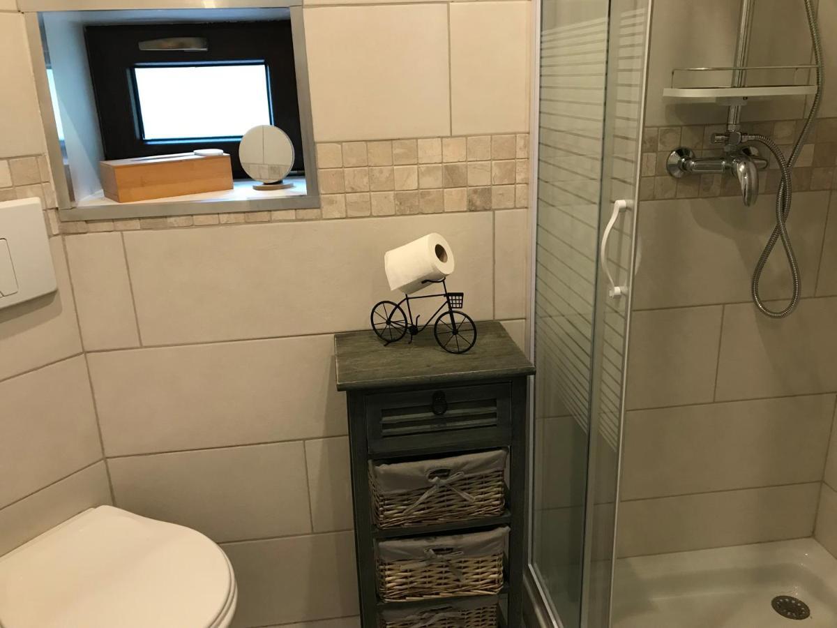 Bed and Breakfast Au Sommet Des Narcisses Albiez-Montrond Exterior foto