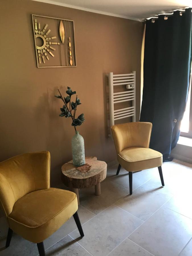 Bed and Breakfast Au Sommet Des Narcisses Albiez-Montrond Exterior foto