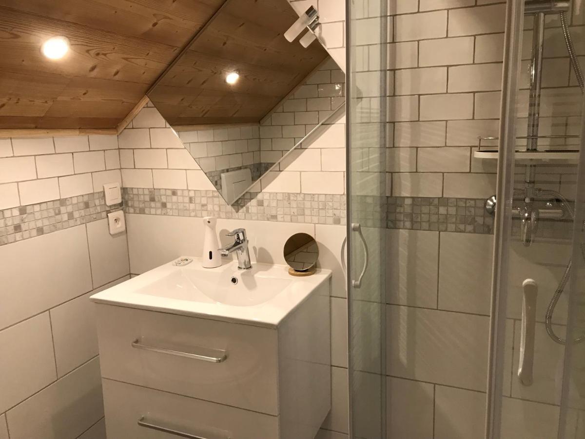 Bed and Breakfast Au Sommet Des Narcisses Albiez-Montrond Exterior foto